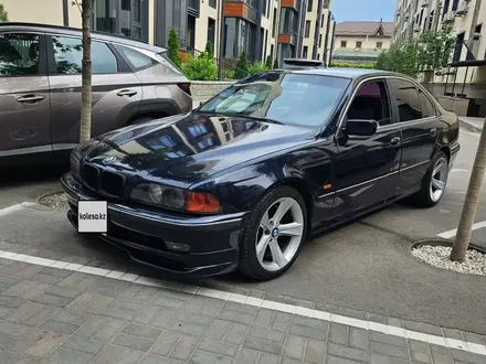 BMW 528 1996 года за 3 500 000 тг. в Алматы