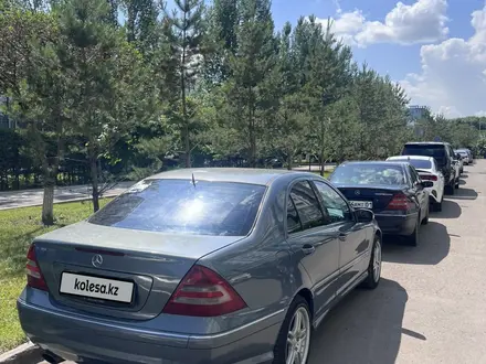 Mercedes-Benz C 320 2005 года за 5 990 000 тг. в Астана – фото 9