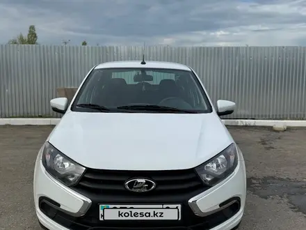 ВАЗ (Lada) Granta 2190 2023 года за 4 300 000 тг. в Актобе – фото 14