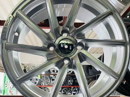 Vossen R15 серебристые за 140 000 тг. в Шымкент