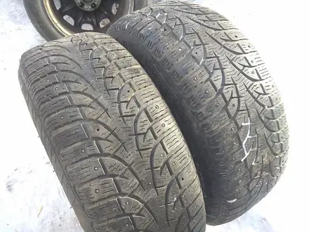 Шины 215/55 R16 — "Pirelli Winter Carving Edge" (Германия), зимни за 35 000 тг. в Астана – фото 2