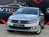 Volkswagen Polo 2015 года за 5 800 000 тг. в Атырау