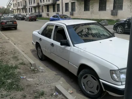 Mercedes-Benz E 230 1989 года за 500 000 тг. в Алматы – фото 3