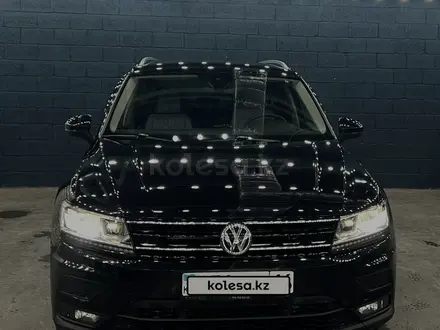 Volkswagen Tiguan 2020 года за 12 000 000 тг. в Усть-Каменогорск