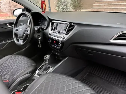 Hyundai Accent 2020 года за 7 390 000 тг. в Караганда – фото 13