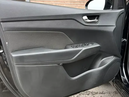 Hyundai Accent 2020 года за 7 390 000 тг. в Караганда – фото 19