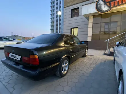 BMW 520 1993 года за 1 800 000 тг. в Семей – фото 3