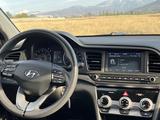 Hyundai Elantra 2019 годаүшін8 500 000 тг. в Алматы – фото 5