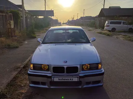 BMW 320 1995 года за 3 000 000 тг. в Шымкент