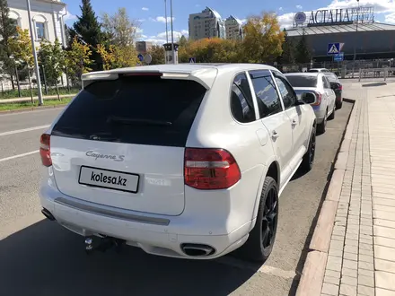 Porsche Cayenne 2008 года за 7 700 000 тг. в Астана – фото 2