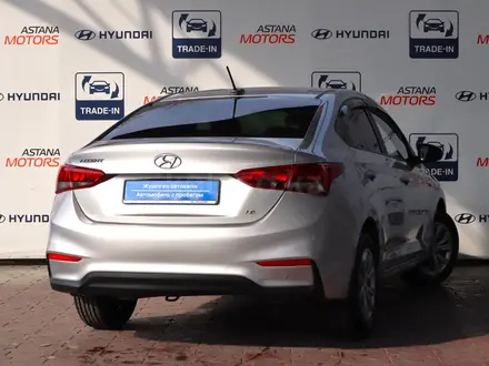 Hyundai Accent 2018 года за 7 190 000 тг. в Алматы – фото 7