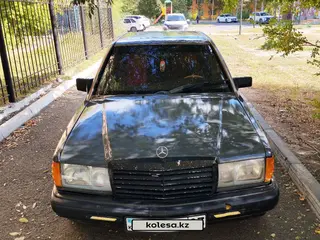 Mercedes-Benz 190