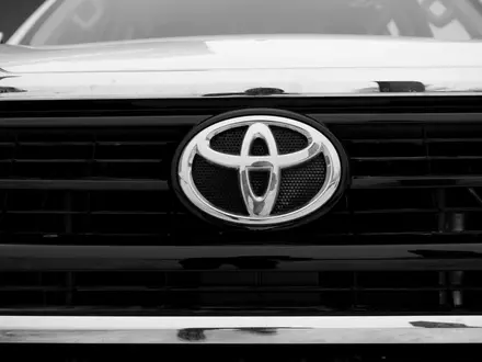Toyota Hilux 2022 года за 21 500 000 тг. в Актобе – фото 6