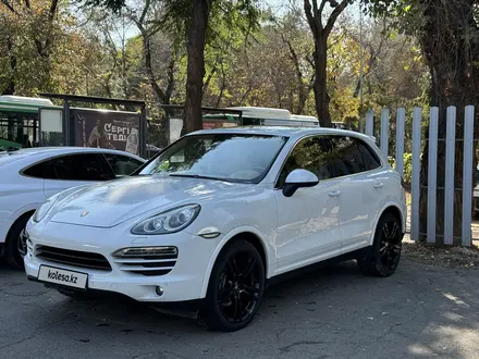 Porsche Cayenne 2013 года за 13 000 000 тг. в Алматы – фото 11