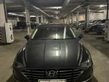 Hyundai Sonata 2020 года за 11 000 000 тг. в Астана