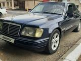 Mercedes-Benz E 220 1994 года за 2 200 000 тг. в Тараз – фото 2