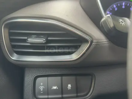 Hyundai Santa Fe 2019 года за 9 500 000 тг. в Алматы – фото 12