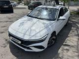 Hyundai Elantra 2024 года за 8 850 000 тг. в Алматы – фото 4