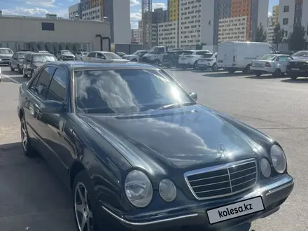 Mercedes-Benz E-Class, 2000