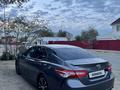 Toyota Camry 2018 года за 11 500 000 тг. в Макат – фото 6