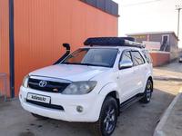 Toyota Fortuner 2006 годаfor8 500 000 тг. в Актау