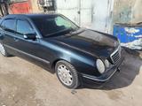 Mercedes-Benz E 220 2001 годаүшін4 000 000 тг. в Актау – фото 2