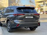 Toyota Highlander 2022 годаүшін25 000 000 тг. в Шымкент – фото 4