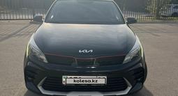 Kia Rio X-Line 2021 года за 7 800 000 тг. в Алматы – фото 2
