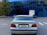 BMW 320 1995 годаfor1 650 000 тг. в Алматы – фото 4