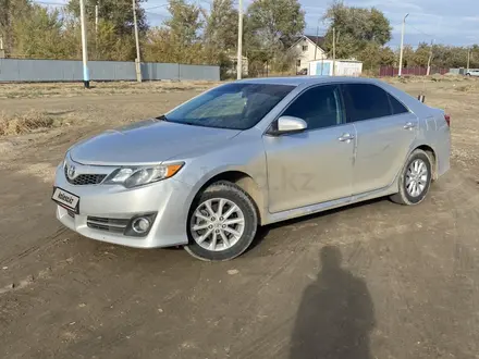 Toyota Camry 2014 года за 6 600 000 тг. в Атырау – фото 4