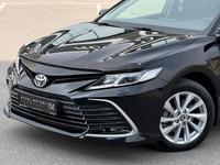 Toyota Camry 2022 года за 13 500 000 тг. в Шымкент