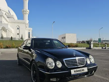 Mercedes-Benz E 55 AMG 2002 года за 5 000 000 тг. в Шымкент – фото 3