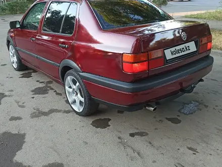 Volkswagen Vento 1994 года за 850 000 тг. в Алматы – фото 9