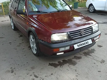 Volkswagen Vento 1994 года за 850 000 тг. в Алматы – фото 8