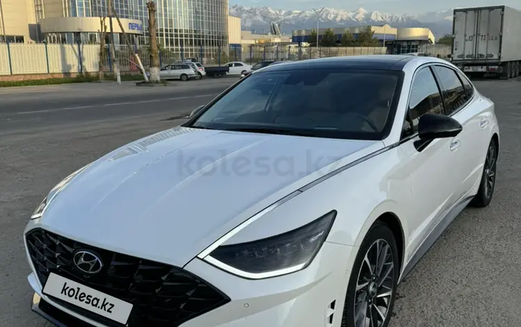 Hyundai Sonata 2021 года за 12 300 000 тг. в Алматы