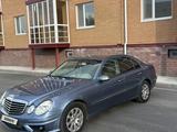 Mercedes-Benz E 320 2003 годаүшін4 300 000 тг. в Караганда – фото 3