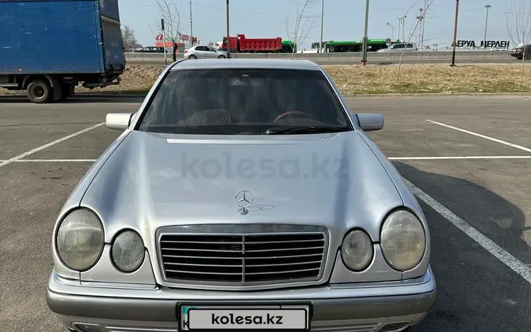 Mercedes-Benz E 280 1998 года за 3 100 000 тг. в Алматы