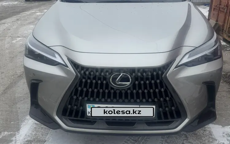 Lexus NX 200 2023 года за 23 000 000 тг. в Атырау