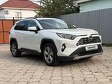 Toyota RAV4 2021 годаүшін13 300 000 тг. в Алматы – фото 2