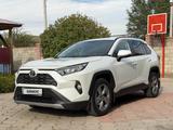 Toyota RAV4 2021 годаүшін13 300 000 тг. в Алматы – фото 5