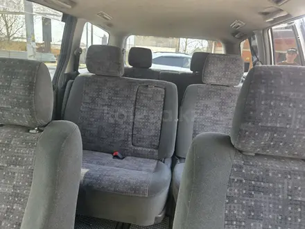 Toyota Estima 2004 года за 4 500 000 тг. в Алматы – фото 10