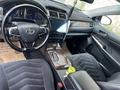 Toyota Camry 2016 года за 12 000 000 тг. в Уральск – фото 2