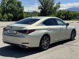 Lexus ES 350 2023 года за 27 000 000 тг. в Алматы – фото 5