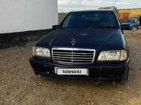 Mercedes-Benz C 200 1997 года за 2 500 000 тг. в Бейнеу