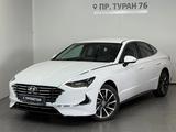 Hyundai Sonata Premium 2023 года за 12 600 000 тг. в Астана