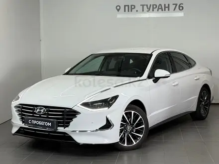 Hyundai Sonata Premium 2023 года за 12 600 000 тг. в Астана