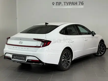 Hyundai Sonata Premium 2023 года за 12 600 000 тг. в Астана – фото 20