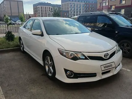 Toyota Camry 2013 года за 5 400 000 тг. в Актобе – фото 5