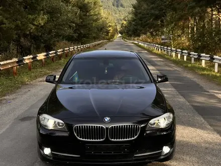 BMW 520 2013 года за 10 200 000 тг. в Алматы