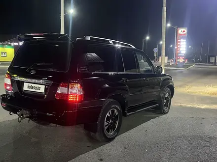 Toyota Land Cruiser 2000 года за 8 000 000 тг. в Актобе